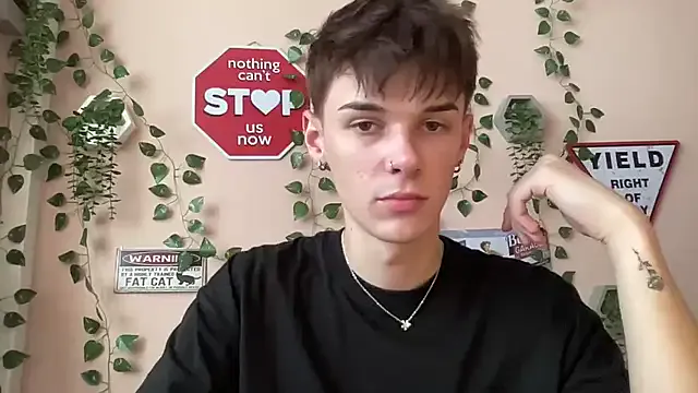 Freechat Milk_Guy on StripChat