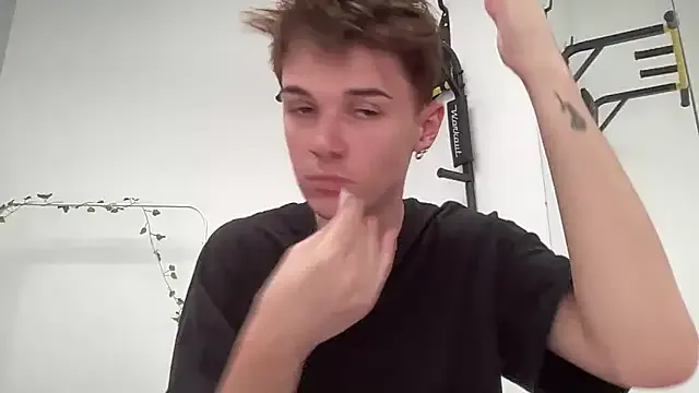 Freechat Milk_Guy on StripChat