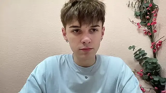 Freechat Milk_Guy on StripChat