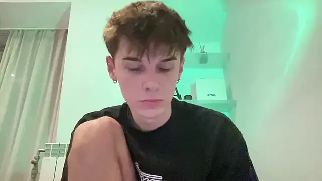 Freechat Milk_Guy on StripChat