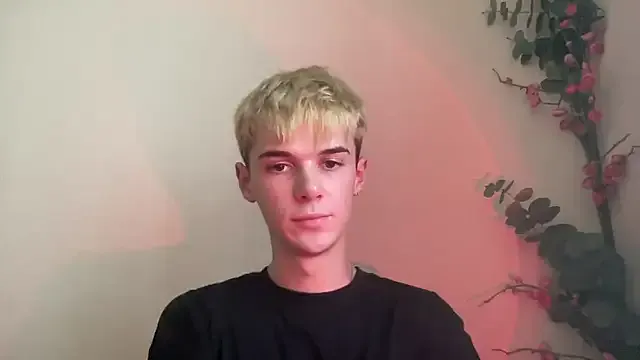 Freechat Milk_Guy on StripChat