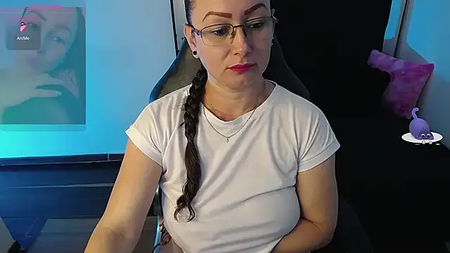 Freechat milly_sanchez on StripChat