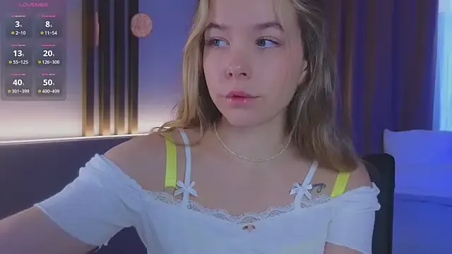 milly_shy on StripChat 