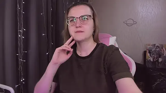 MissBrightShine on StripChat 