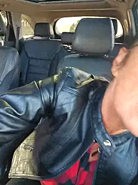 Freechat Misses-Cougar on StripChat