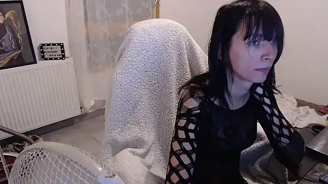 missthon0 on StripChat 