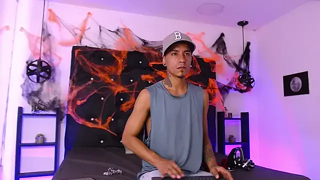 StripChat Mowgli_FFun is Freechat Mowgli_FFun — Warm me up