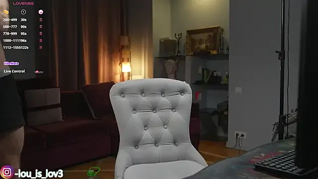 Freechat MrbigLouis on StripChat