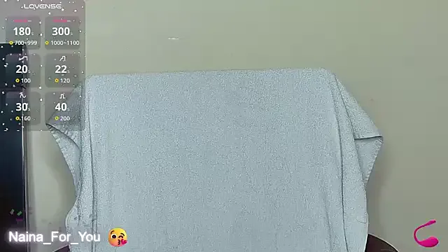 Freechat Naina_For_You on StripChat