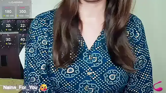 Freechat Naina_For_You on StripChat