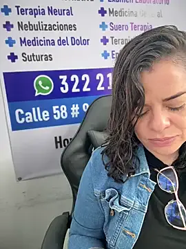 Offline NATHALIA-28_ on StripChat