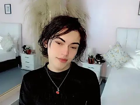 nathalialoes1 — Eyes close up