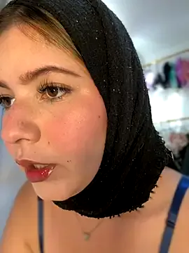 Freechat naughty__angel on StripChat