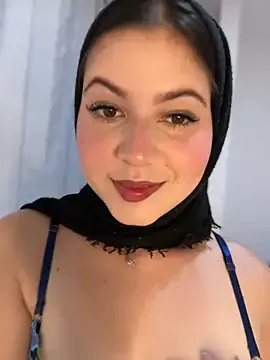 Freechat naughty__angel on StripChat