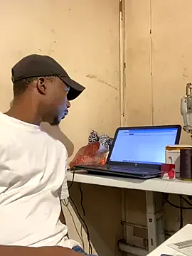 Ndodemnyama@xh — Pay my rent