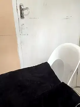 Freechat Nicole_bash on StripChat