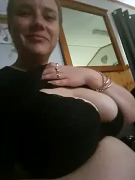 Freechat Off_the_Lesh on StripChat