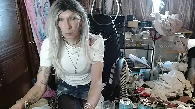 Freechat Ombeline1 on StripChat