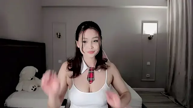 Freechat oxxx_me on StripChat