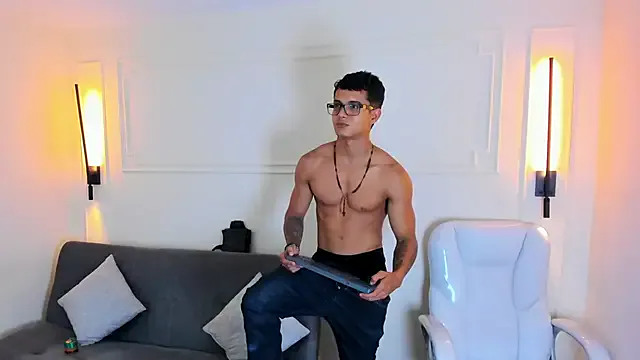 Freechat Paradise_boy_s on StripChat