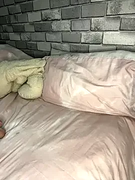 StripChat Poppy_frankie is Private Poppy_frankie — 1 finger in arse