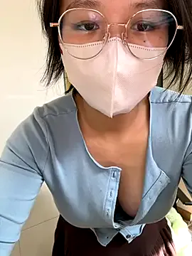 Freechat pumpkin_91 on StripChat