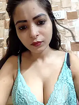 QUEEN-ADITI on StripChat 