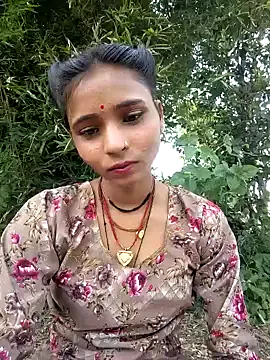 R_Roshni on StripChat