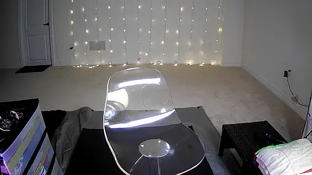 Offline Ravishing_Roma on StripChat