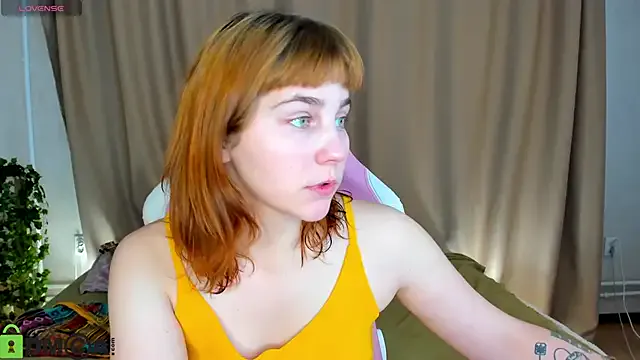 Freechat Rene_Shine on StripChat