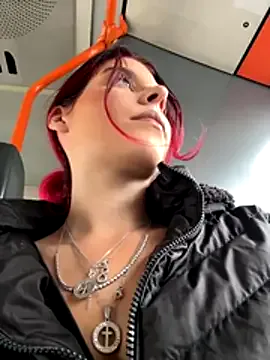 RiriRoseey — FlashBoobsInBusVidLastTip