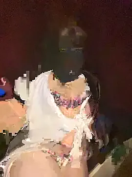 RooVaaN-Xx on StripChat 