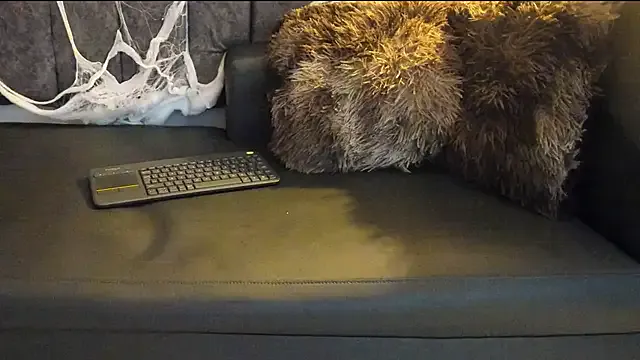 StripChat Rowan_Mills is Freechat Rowan_Mills — All Naked and Masturbate 3min