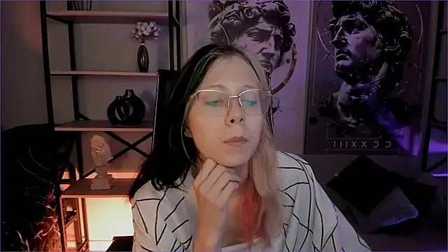 Freechat SakuraBliss on StripChat