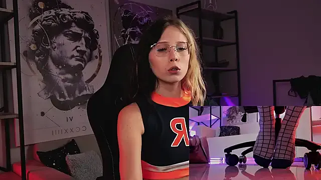 Freechat SakuraBliss on StripChat