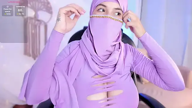 salma_isawwii — Massaje Boobs with oil + slap tits x 10