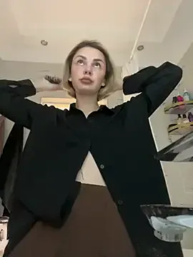 Offline SandraCarter on StripChat