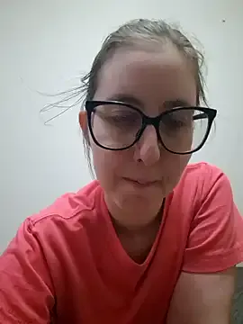Sarah459 on StripChat