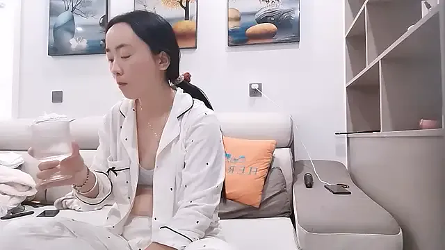 Group sasa-loves on StripChat