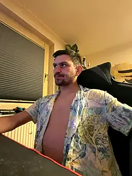 Shaiiboy — suck dildo