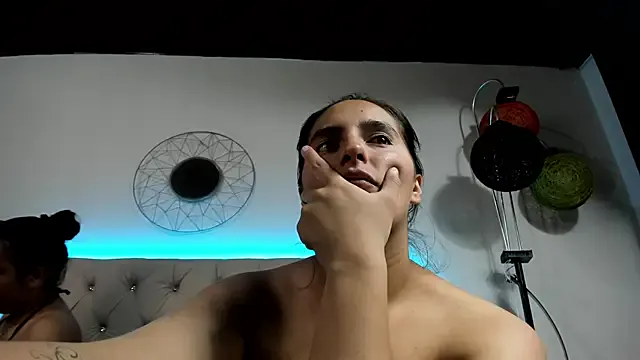 Offline sharon_and_sharit on StripChat