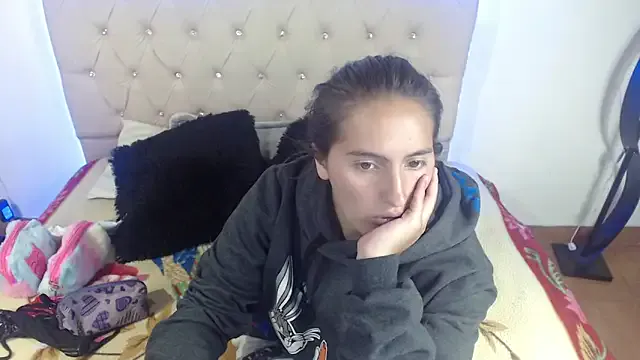 Offline sharon_and_sharit on StripChat