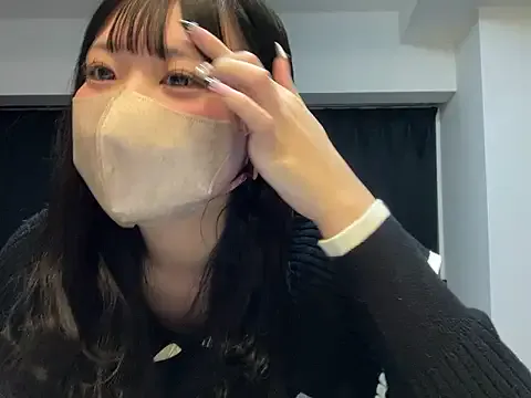 Offline shina_mo_n_ch on StripChat