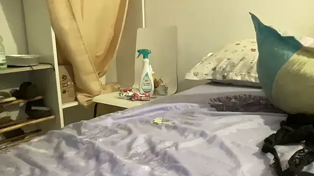 Freechat shineofcrazy on StripChat