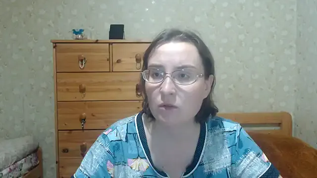 StripChat Smart_Rose is Freechat Smart_Rose — cute dance