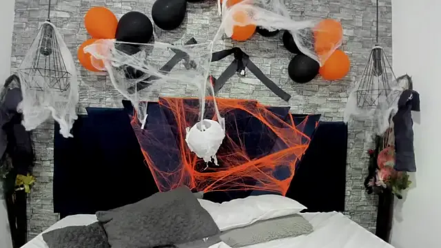 StripChat Sophia_Brunett is Freechat Sophia_Brunett — Sensual cowboy dance