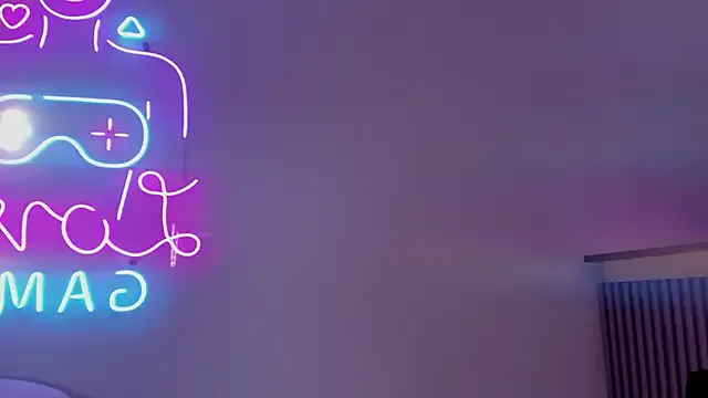 StripChat Sophia_Cambpell is Private Sophia_Cambpell — draws my attention to play