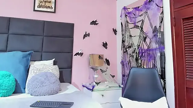 StripChat SophiaQueens is Freechat SophiaQueens — plug ass