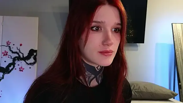 Offline SophieInkk on StripChat