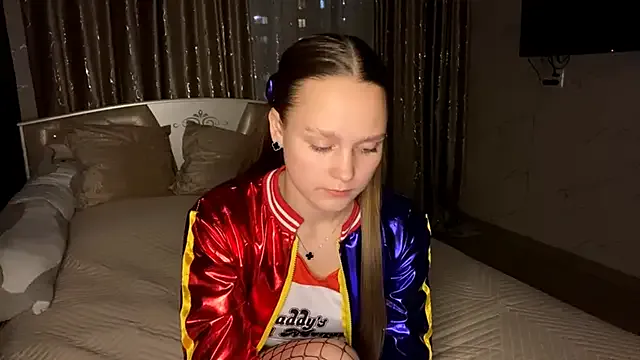 SoSweetGirl on StripChat 